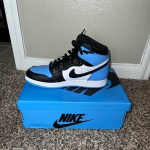 Jordan 1 retro Carolina Blue